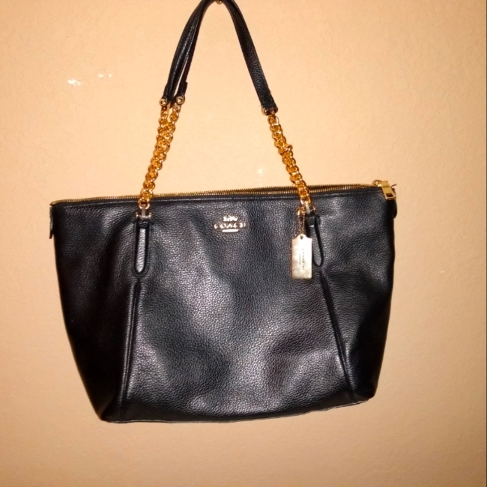 GENUINE COACH!! Ava chain pebbled leather tote bag